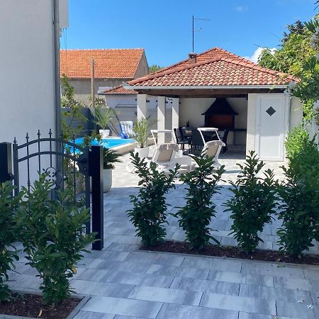 Breitling Apartments With Pool Biograd Na Moru Exteriér fotografie