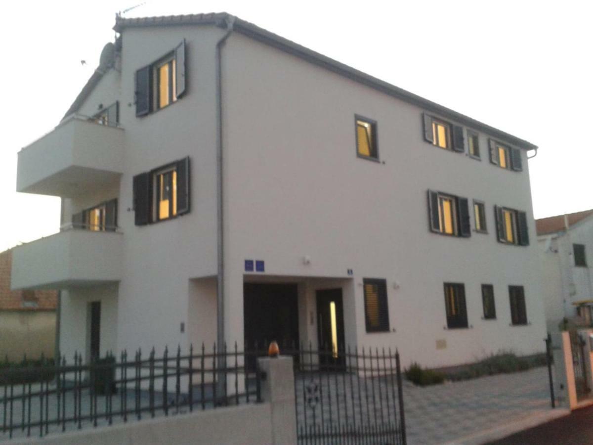 Breitling Apartments With Pool Biograd Na Moru Exteriér fotografie